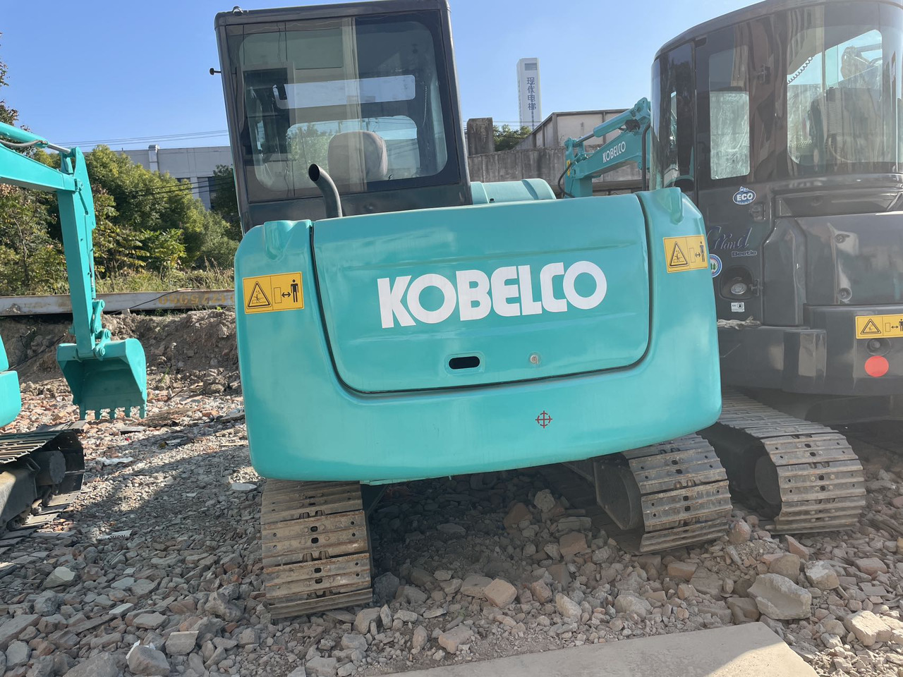 KOBELCO SK60-8 - Строительная техника: фото 1 KOBELCO SK60-8 - Строительная техника: фото 1