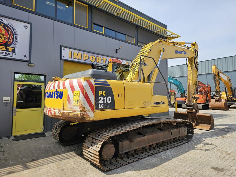 Komatsu PC210LC-8 - Гусеничный экскаватор: фото 4 Komatsu PC210LC-8 - Гусеничный экскаватор: фото 4