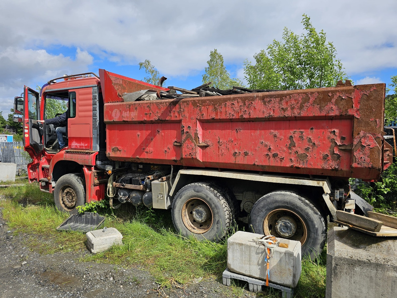 MAN TGA 26.480 6x4 Manual Full Steel - Самосвал: фото 3 MAN TGA 26.480 6x4 Manual Full Steel - Самосвал: фото 3