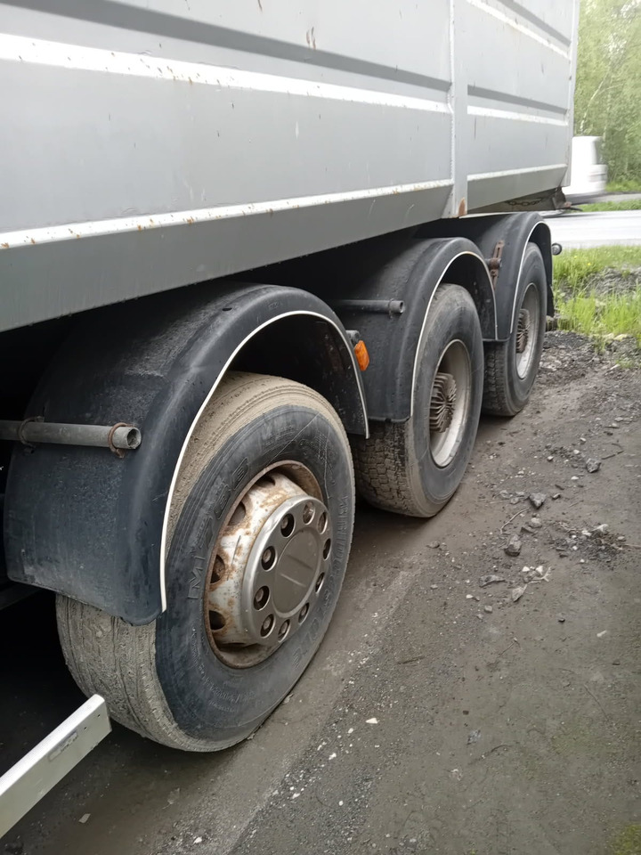 Sisu E18 630 - Самосвал: фото 5 Sisu E18 630 - Самосвал: фото 5