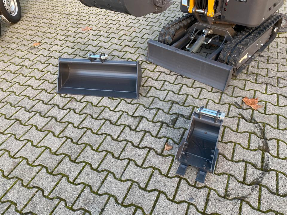 Minibagger BK950KS im Komplettpaket mit Kippanhänger und Auffahrrampen *INKL.19% MWST*BERGER KRAUS*SOFORT!* - Мини-экскаватор: фото 5 Minibagger BK950KS im Komplettpaket mit Kippanhänger und Auffahrrampen *INKL.19% MWST*BERGER KRAUS*SOFORT!* - Мини-экскаватор: фото 5