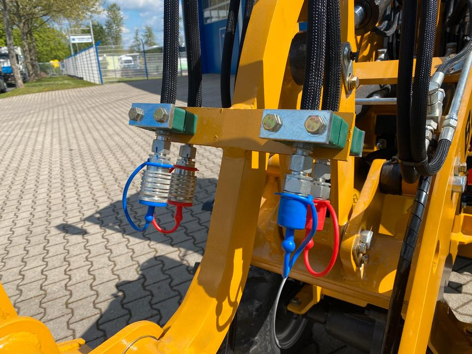 Компактный фронтальный погрузчик Radlader / Hoflader BK906 mit Kabine *INKL.19% MWST*PERKINS*BERGER KRAUS*GABELPAKET*CE*EURO*: фото 18