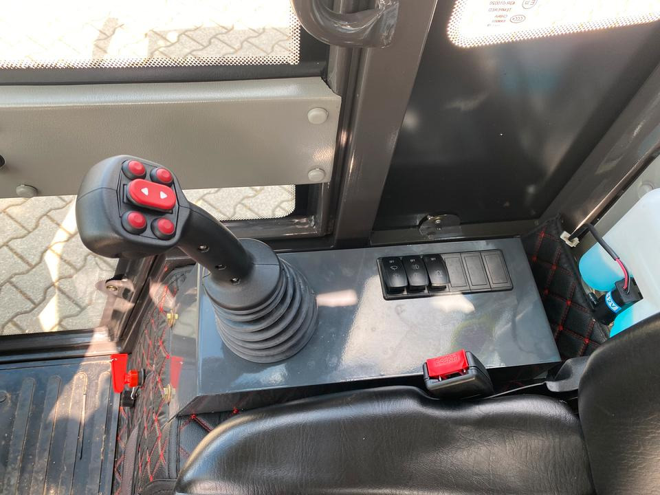 Компактный фронтальный погрузчик Radlader / Hoflader BK906 mit Kabine *INKL.19% MWST*PERKINS*BERGER KRAUS*GABELPAKET*CE*EURO*: фото 11