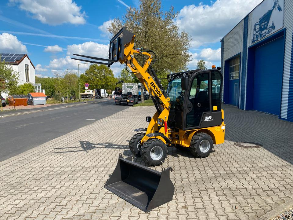 Компактный фронтальный погрузчик Radlader / Hoflader BK906 mit Kabine *INKL.19% MWST*PERKINS*BERGER KRAUS*GABELPAKET*CE*EURO*: фото 7