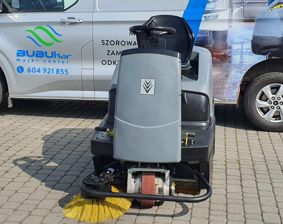 KÄRCHER KM 100/100 R Bp - Промышленная подметальная машина: фото 3 KÄRCHER KM 100/100 R Bp - Промышленная подметальная машина: фото 3