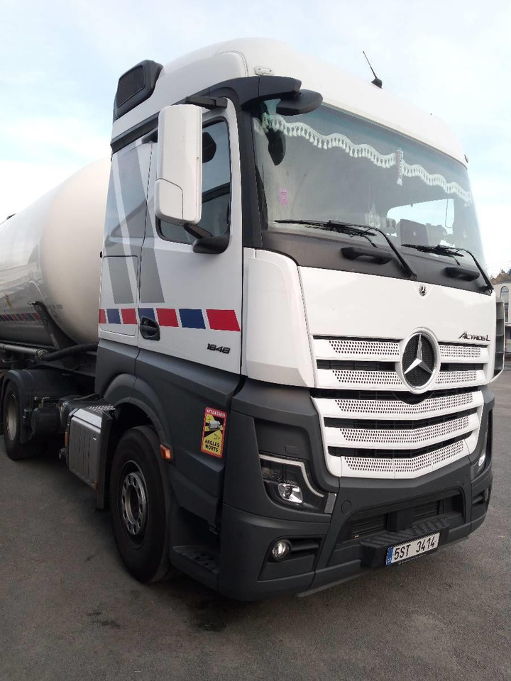 Mercedes-Benz Actros 1848 4x2 BigSpace PTO compressor - Тягач: фото 2 Mercedes-Benz Actros 1848 4x2 BigSpace PTO compressor - Тягач: фото 2