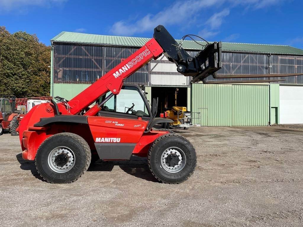Телескопический погрузчик Manitou MVT 675: фото 9