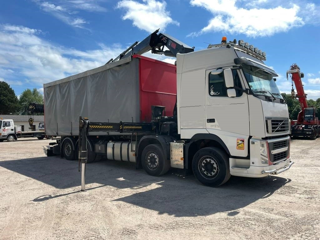 Volvo FH 460 - Тентованный грузовик: фото 1 Volvo FH 460 - Тентованный грузовик: фото 1
