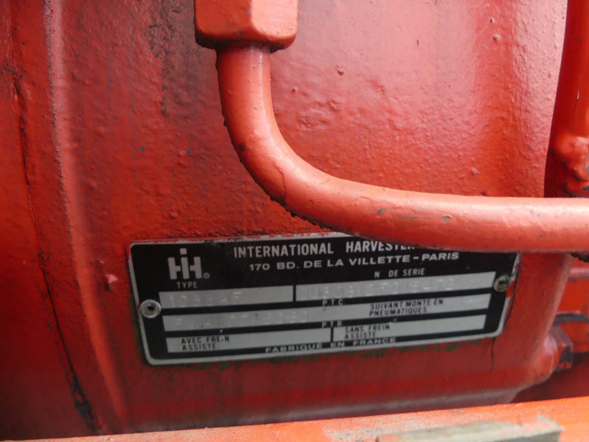 Трактор International 1055A: фото 32