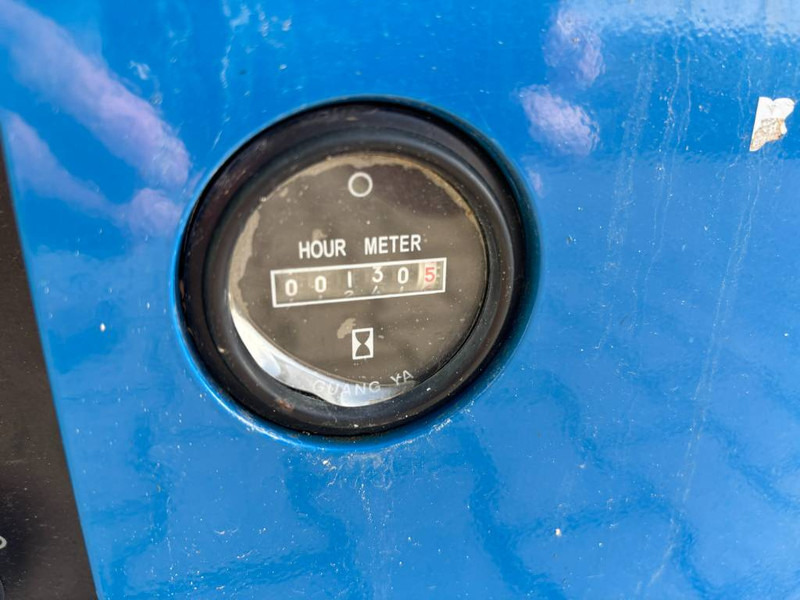 Yamei MS1330 - Ножничный подъемник: фото 5 Yamei MS1330 - Ножничный подъемник: фото 5