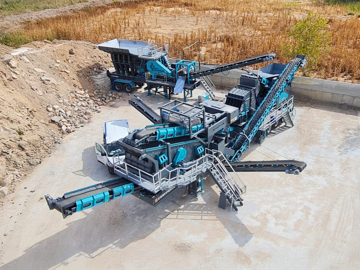 Constmach Installation Mobile De Concassage Et De Criblage À Impact D'une Capacité De 150 À 200 Tonnes - Мобильная дробилка: фото 1 Constmach Installation Mobile De Concassage Et De Criblage À Impact D'une Capacité De 150 À 200 Tonnes - Мобильная дробилка: фото 1