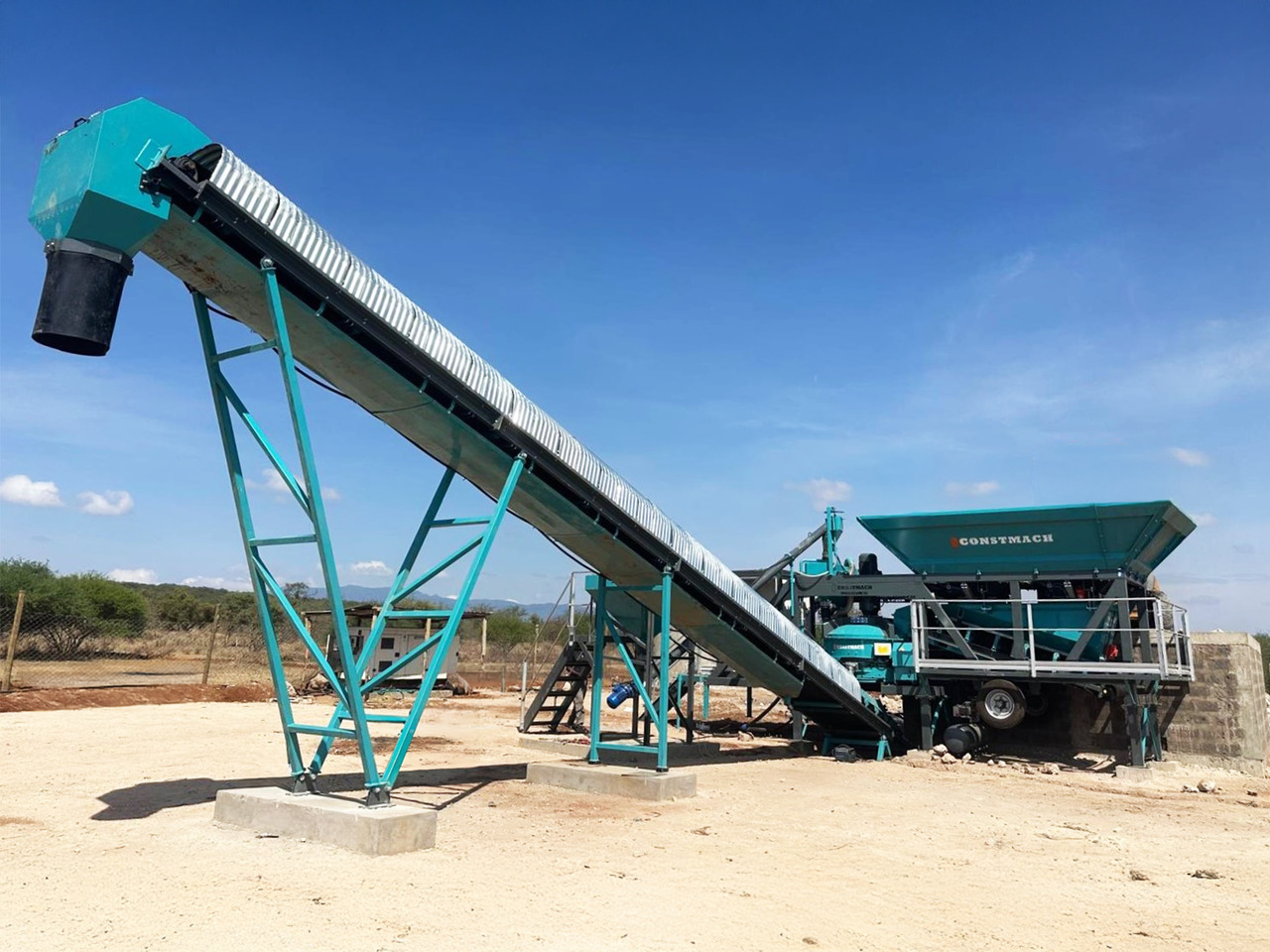 Constmach Mini Mobile Concrete Batching Plant 30 m³/h - Бетонный завод: фото 1 Constmach Mini Mobile Concrete Batching Plant 30 m³/h - Бетонный завод: фото 1