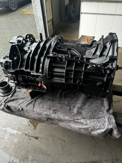 ZF generalüberholtes Getriebe im Austausch 16S2533 MAN Ecosplit 4 - Коробка передач: фото 1 ZF generalüberholtes Getriebe im Austausch 16S2533 MAN Ecosplit 4 - Коробка передач: фото 1