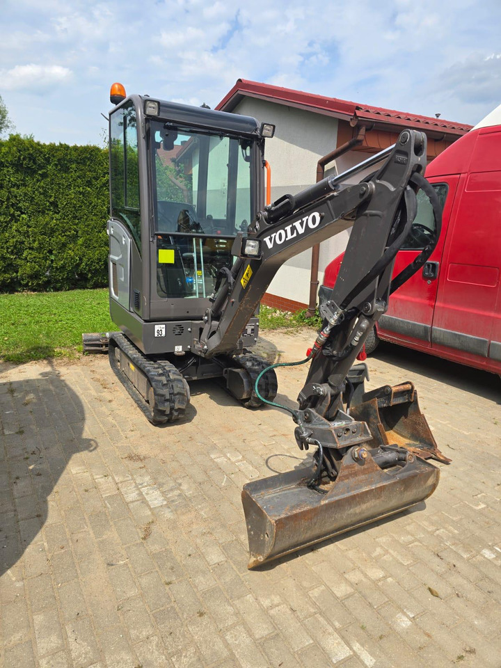 VOLVO EC 18 E - Мини-экскаватор: фото 2 VOLVO EC 18 E - Мини-экскаватор: фото 2