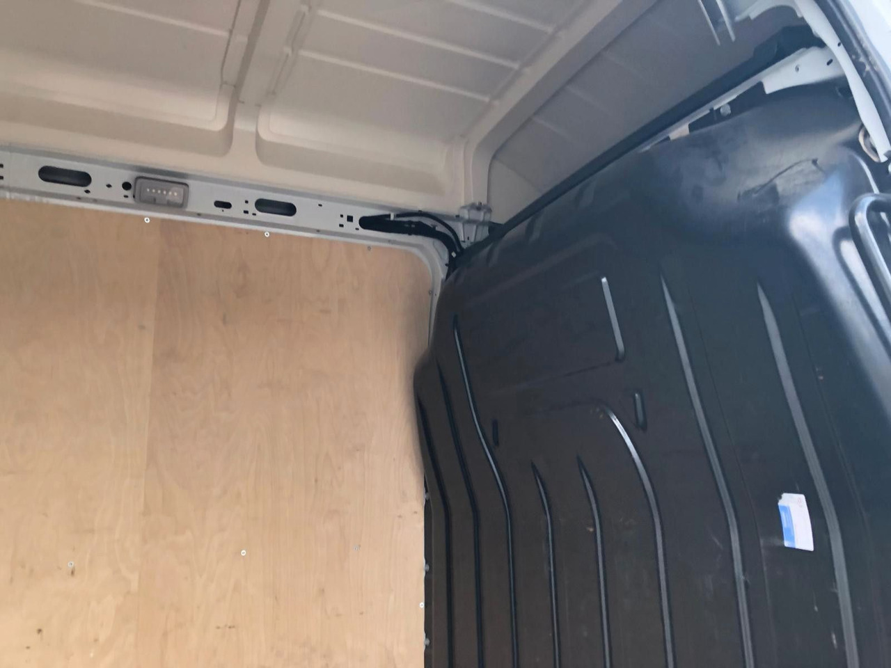 Цельнометаллический фургон Renault MASTER RED L4H3*3.5T*Rückfahrkamera*Klima*AHK: фото 13