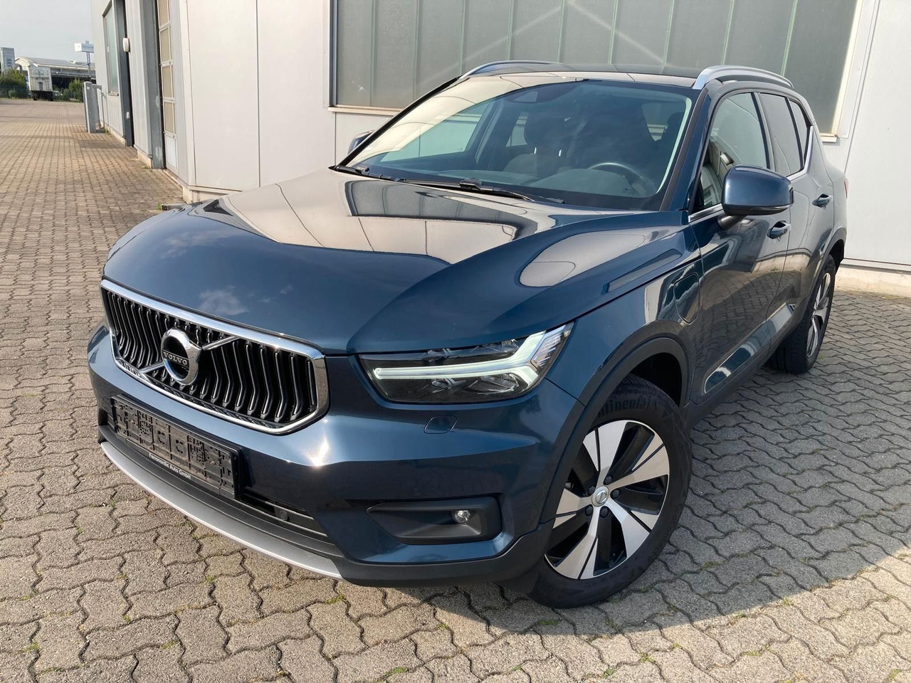 Volvo XC 40 T4 Inscription Expr. Recharge Plug-In Hyb - Внедорожник: фото 1 Volvo XC 40 T4 Inscription Expr. Recharge Plug-In Hyb - Внедорожник: фото 1