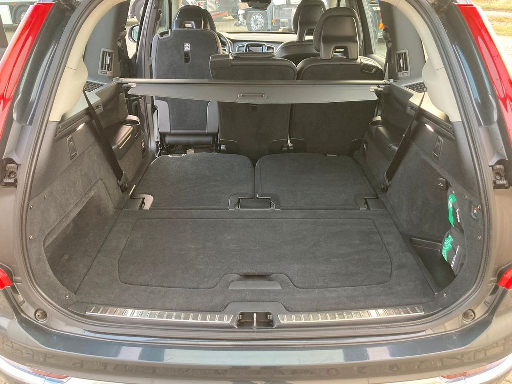 Volvo XC 90 T8 7-Sitzer Inscr. Expr. Recharge AWD - Внедорожник: фото 5 Volvo XC 90 T8 7-Sitzer Inscr. Expr. Recharge AWD - Внедорожник: фото 5