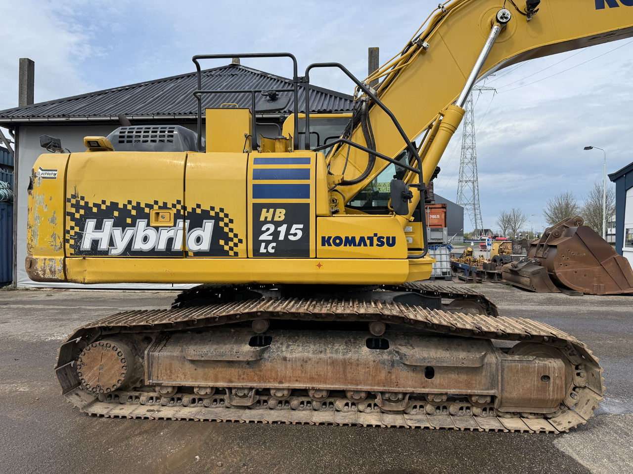 KOMATSU HB215LC2 - Гусеничный экскаватор: фото 4 KOMATSU HB215LC2 - Гусеничный экскаватор: фото 4