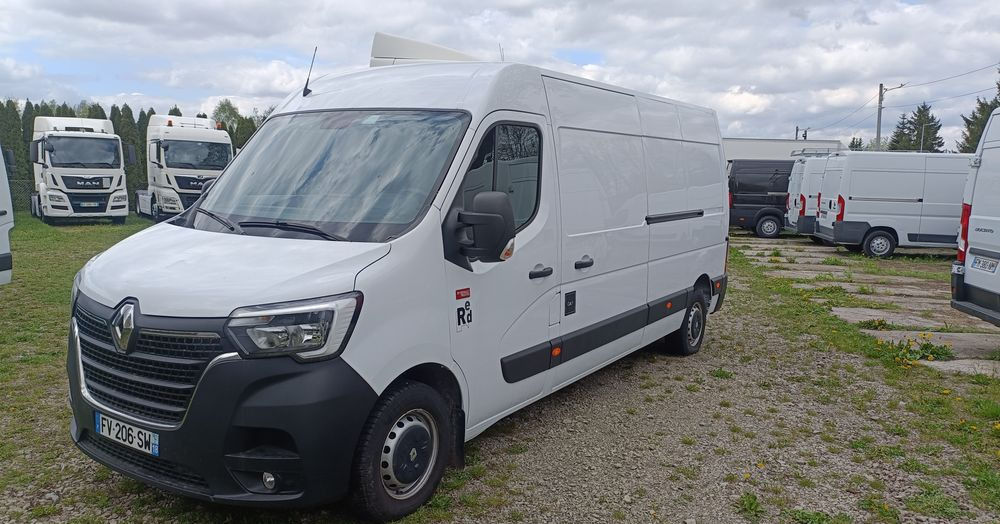Renault Master - Цельнометаллический фургон: фото 1 Renault Master - Цельнометаллический фургон: фото 1