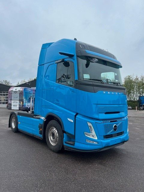 Volvo FH500 AERO 4x2T Retarder/Nebenantrieb - Тягач: фото 2 Volvo FH500 AERO 4x2T Retarder/Nebenantrieb - Тягач: фото 2