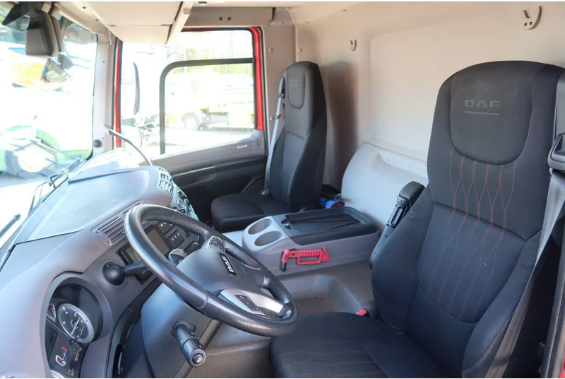 DAF CF 300 Koel/Vries Carrier iceland + Dhollandia 2500KG klep trenn wand - Рефрижератор: фото 5 DAF CF 300 Koel/Vries Carrier iceland + Dhollandia 2500KG klep trenn wand - Рефрижератор: фото 5