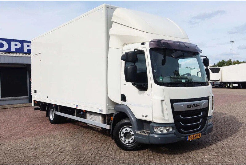 DAF LF 210 Bakwagen+ Dhollandia 1500 kg - Грузовик с закрытым кузовом: фото 2 DAF LF 210 Bakwagen+ Dhollandia 1500 kg - Грузовик с закрытым кузовом: фото 2