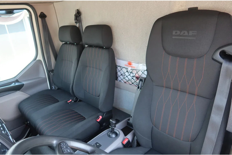 DAF LF 210 Bakwagen + Dhollandia klep 1500 kg - Грузовик с закрытым кузовом: фото 5 DAF LF 210 Bakwagen + Dhollandia klep 1500 kg - Грузовик с закрытым кузовом: фото 5