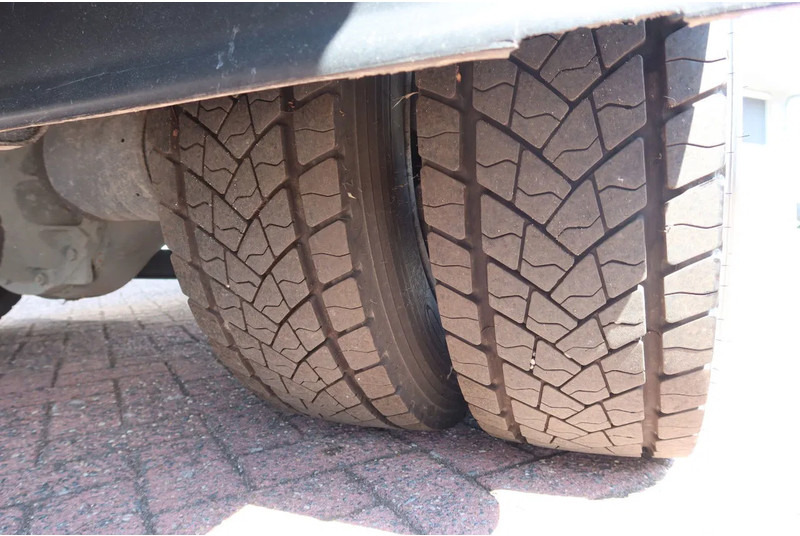 Грузовик с закрытым кузовом DAF LF 230 Bak+Klep Dhollandia 1500 kg Euro 6: фото 17 Грузовик с закрытым кузовом DAF LF 230 Bak+Klep Dhollandia 1500 kg Euro 6: фото 17