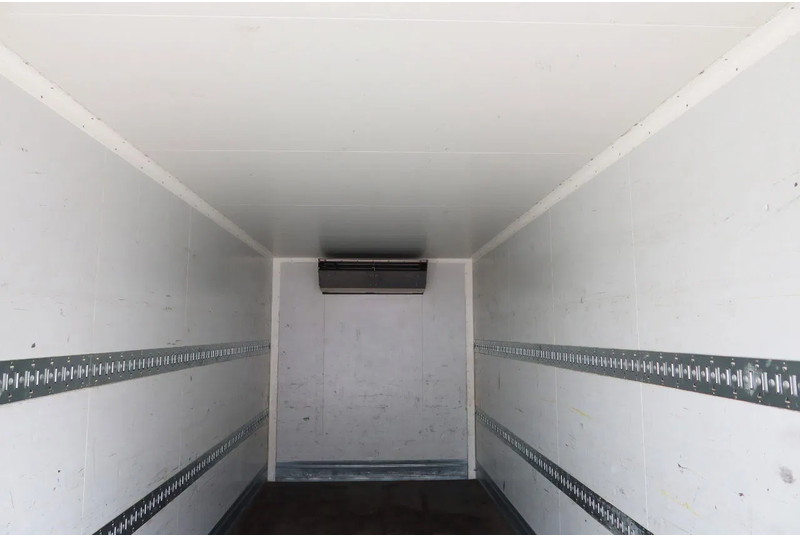 DAF LF 290 Koel/Vries+Klep 1500 kg Thermoking T 600R - Рефрижератор: фото 4 DAF LF 290 Koel/Vries+Klep 1500 kg Thermoking T 600R - Рефрижератор: фото 4