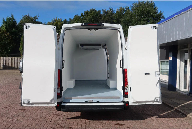 Iveco Daily 35S16 Iveco 35S16 L3/H2 Koel/Vries/ verwarmen Carrier Xarios 350 + 220 volt nacht aansluiting - Фургон-рефрижератор: фото 3 Iveco Daily 35S16 Iveco 35S16 L3/H2 Koel/Vries/ verwarmen Carrier Xarios 350 + 220 volt nacht aansluiting - Фургон-рефрижератор: фото 3