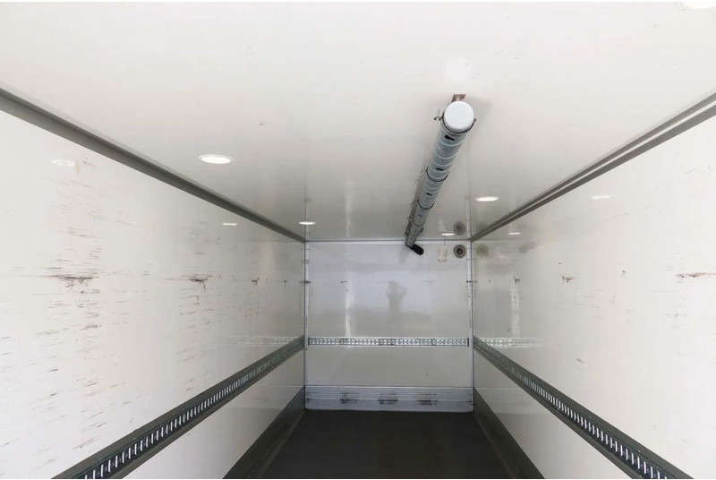 MAN TGM 15.290 Bak + klep Full air suspension Euro 6 Automaat - Грузовик с закрытым кузовом: фото 4 MAN TGM 15.290 Bak + klep Full air suspension Euro 6 Automaat - Грузовик с закрытым кузовом: фото 4