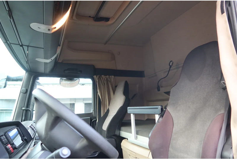 MAN TGX 18 .340 4x2 Full air Chassis, twist locks - Грузовик-шасси: фото 5 MAN TGX 18 .340 4x2 Full air Chassis, twist locks - Грузовик-шасси: фото 5