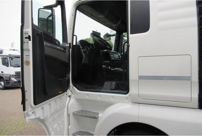 MAN TGX 26.460 XLX Interarder Euro 6 - Автовоз: фото 4 MAN TGX 26.460 XLX Interarder Euro 6 - Автовоз: фото 4
