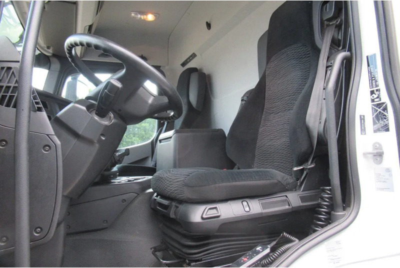 Mercedes-Benz Actros 1832 1832 LL 4x2 - Грузовик с закрытым кузовом: фото 5 Mercedes-Benz Actros 1832 1832 LL 4x2 - Грузовик с закрытым кузовом: фото 5