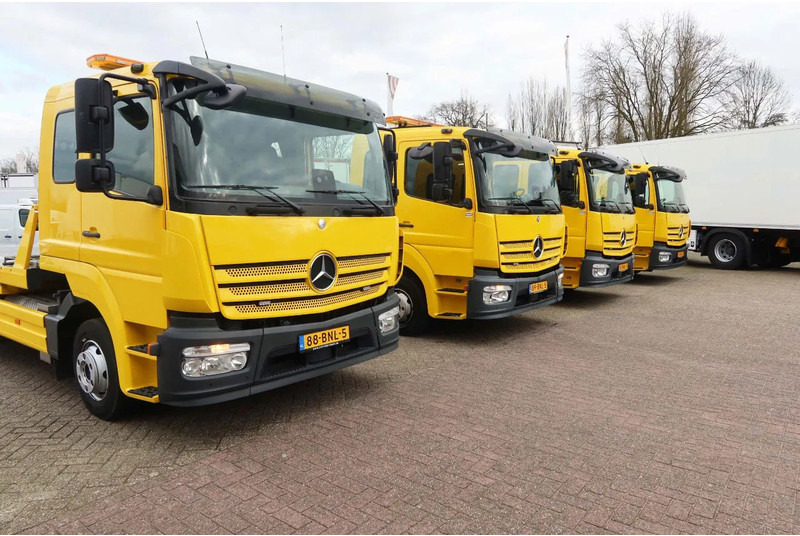 Mercedes-Benz Atego 1221 L Takel wagen 6 Persoons - Эвакуатор: фото 2 Mercedes-Benz Atego 1221 L Takel wagen 6 Persoons - Эвакуатор: фото 2