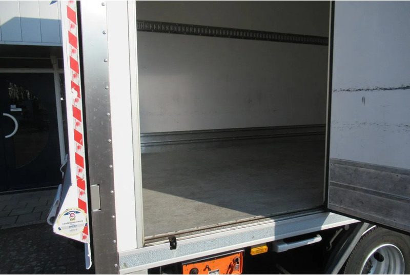 Рефрижератор Renault D Truck 7.5 T. Koel/Vries+ Klep Euro 6 Thermoking V 500 MAX: фото 10