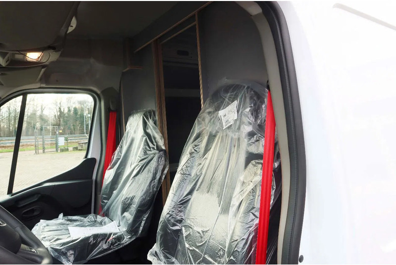 Цельнометаллический фургон Renault Master POST NL Uitvoering L3/H2 BPM Vrij, 3 pieces in stock: фото 10