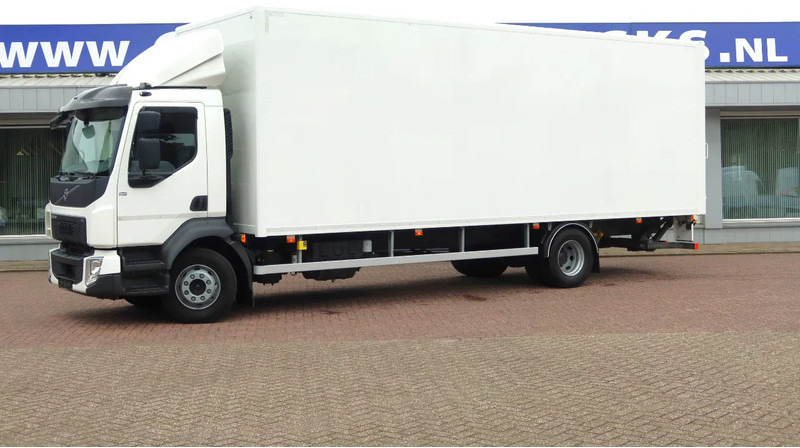 Грузовик с закрытым кузовом Volvo FL 250 Bakwagen + Dhollandia 1500 kg: фото 12