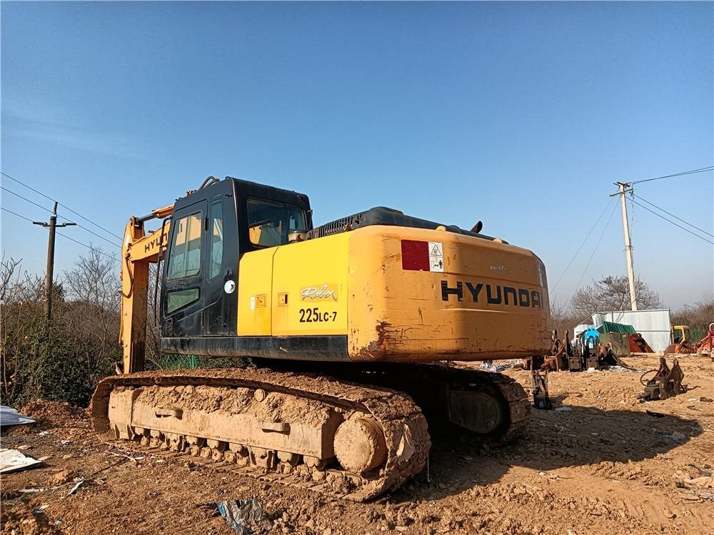 Hyundai R225LC-7 - Гусеничный экскаватор: фото 5 Hyundai R225LC-7 - Гусеничный экскаватор: фото 5