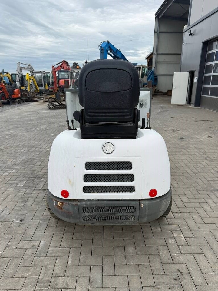 Neuson TD18 - Гусеничный самосвал: фото 5 Neuson TD18 - Гусеничный самосвал: фото 5