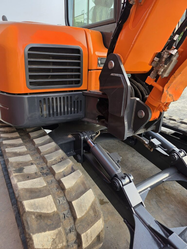 DOOSAN DX85R-3 - Мини-экскаватор: фото 5 DOOSAN DX85R-3 - Мини-экскаватор: фото 5