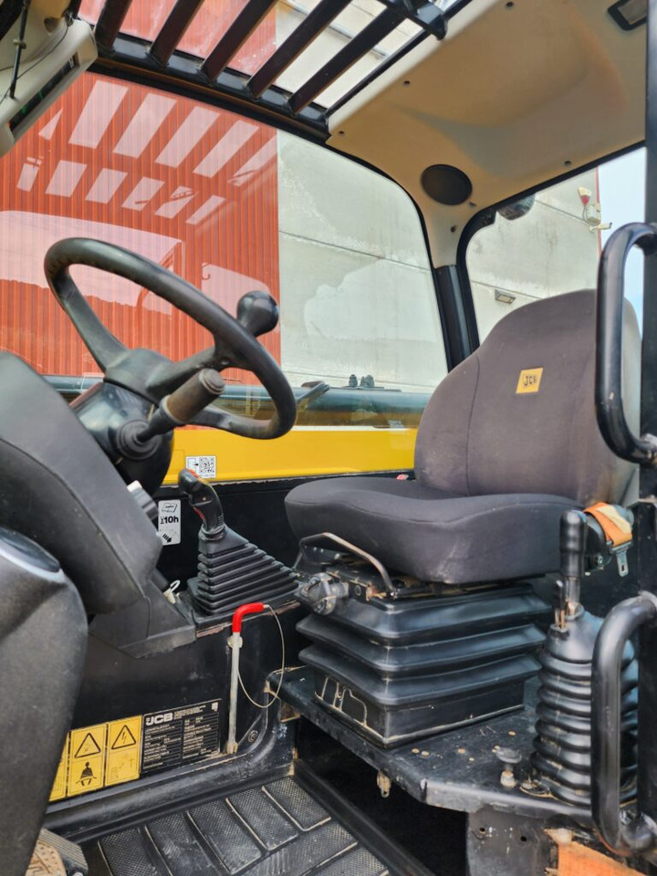 Телескопический погрузчик JCB 535-95: фото 6