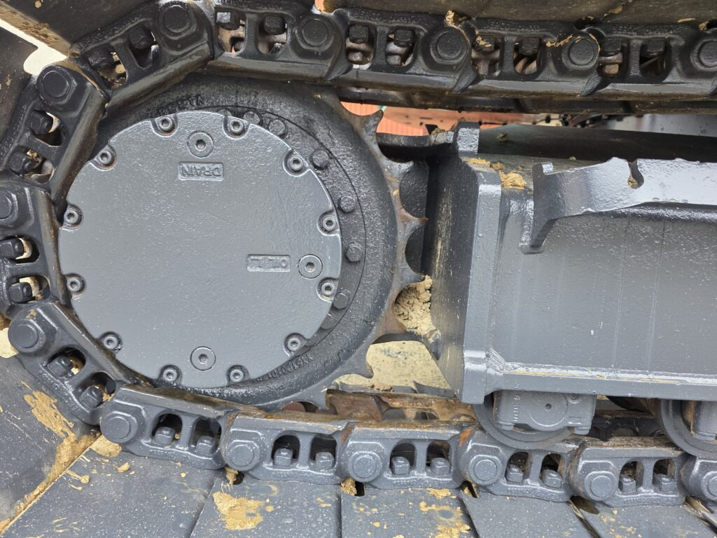 KOBELCO SK140SRLC-5 - Гусеничный экскаватор: фото 4 KOBELCO SK140SRLC-5 - Гусеничный экскаватор: фото 4