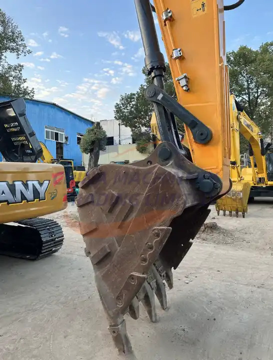 Construction Machine Excavator Hyundai 520 Crawler Excavators Hyundai 520 In Good Quality Hyundai520 - Экскаватор: фото 5 Construction Machine Excavator Hyundai 520 Crawler Excavators Hyundai 520 In Good Quality Hyundai520 - Экскаватор: фото 5