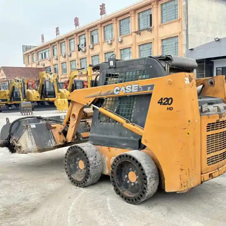 Construction Mini Equipment Case 420 Skid Steer Loader for Sale - Мини-погрузчик с бортовым поворотом: фото 3 Construction Mini Equipment Case 420 Skid Steer Loader for Sale - Мини-погрузчик с бортовым поворотом: фото 3