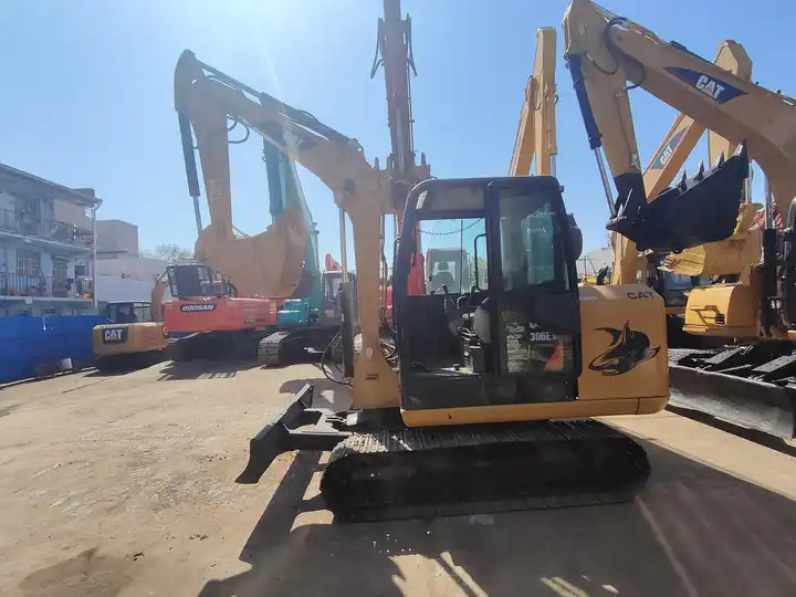 Crawler excavator Used cat306E / second-hand Japan engine cat 306 306E - Гусеничный экскаватор: фото 3 Crawler excavator Used cat306E / second-hand Japan engine cat 306 306E - Гусеничный экскаватор: фото 3