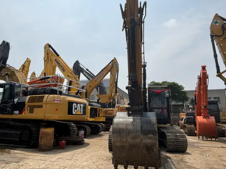 Factory Direct Sale Sany 215C Pro Excavator Machine 20ton SANY 215 SY215 SY215C SY215H Used Excavators in Shanghai - Экскаватор: фото 2 Factory Direct Sale Sany 215C Pro Excavator Machine 20ton SANY 215 SY215 SY215C SY215H Used Excavators in Shanghai - Экскаватор: фото 2