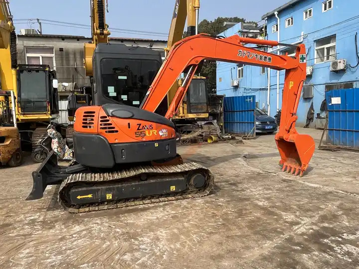 Гусеничный экскаватор High Performance used Hitachi ZX55UR crawler excavator with good condition The latest mini used Hitachi ZX55 excavator for sale: фото 6