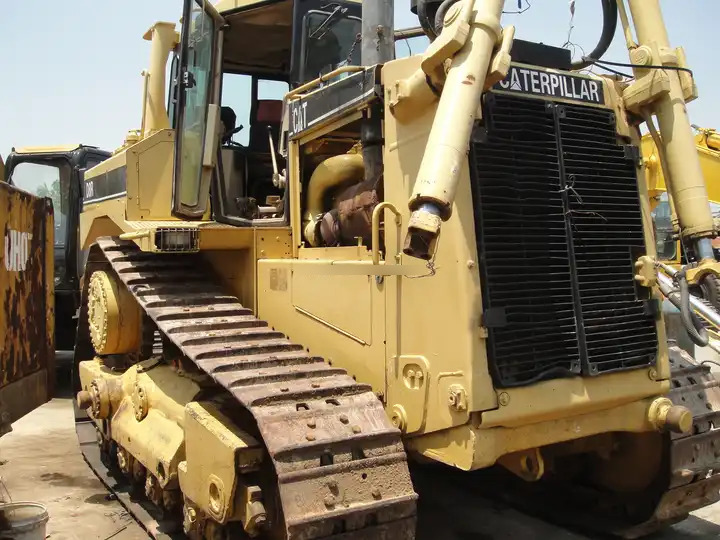 High Quality D8r Used Bulldozer Second Hand Bulldozer d8r with good condition in low price For Sale - Бульдозер: фото 5 High Quality D8r Used Bulldozer Second Hand Bulldozer d8r with good condition in low price For Sale - Бульдозер: фото 5