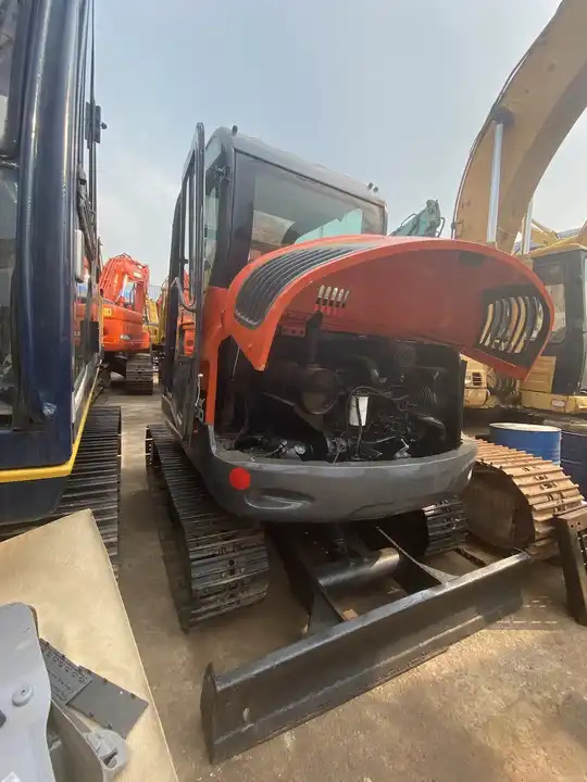 High Quality Secondhand Small Excavator Doosan Dx60 Dx75 Korea Origin Mini Excavator Machine Good Price For Guyana - Гусеничный экскаватор: фото 4 High Quality Secondhand Small Excavator Doosan Dx60 Dx75 Korea Origin Mini Excavator Machine Good Price For Guyana - Гусеничный экскаватор: фото 4